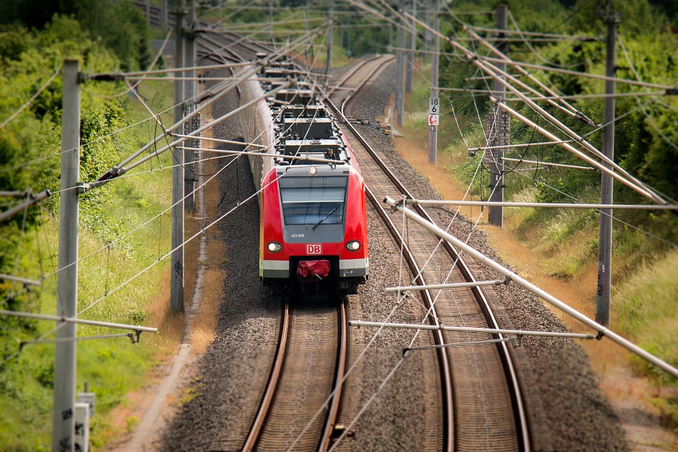 Nächtliche Bauarbeiten an der Bahnstrecke