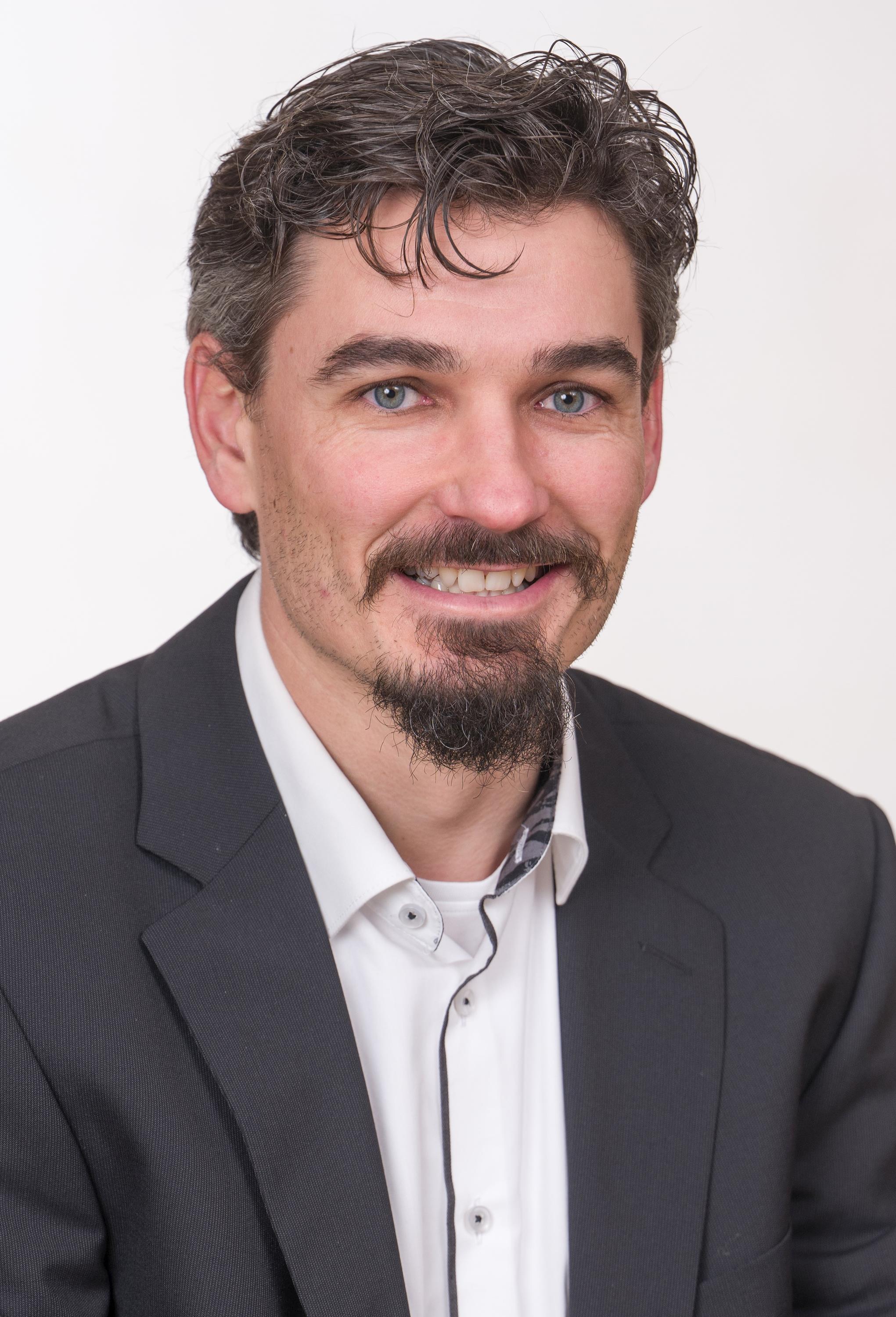 Tobias Wenzl