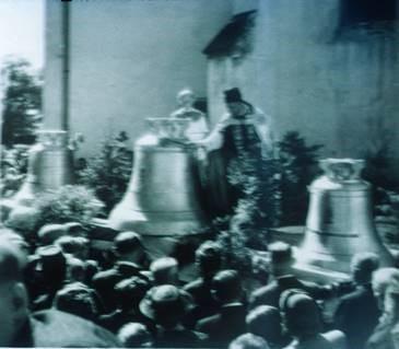 Weihe der drei neuen Kirchenglocken am 30. Mai 1950